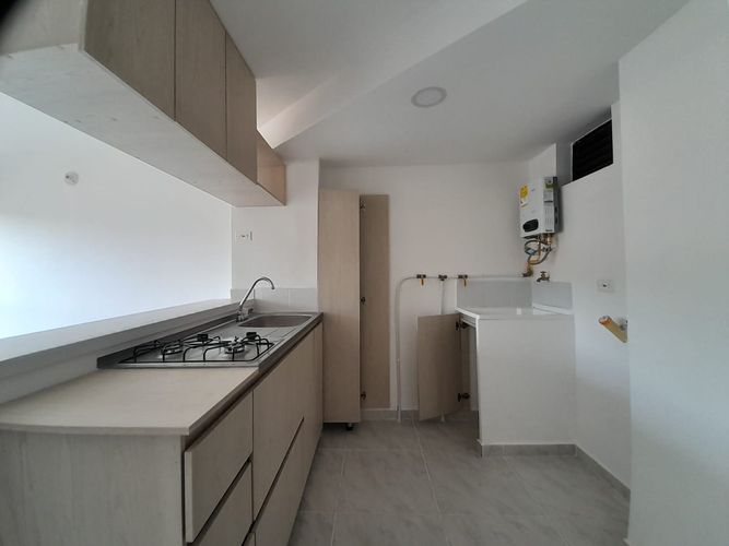 Apartamento de 2 alcobas en arriendo en Simon Bolivar, Medellín, 45 m² · foto 2 de 13