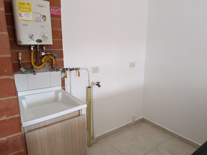 Apartamento de 2 alcobas en arriendo en Simon Bolivar, Medellín, 45 m² · foto 13 de 13