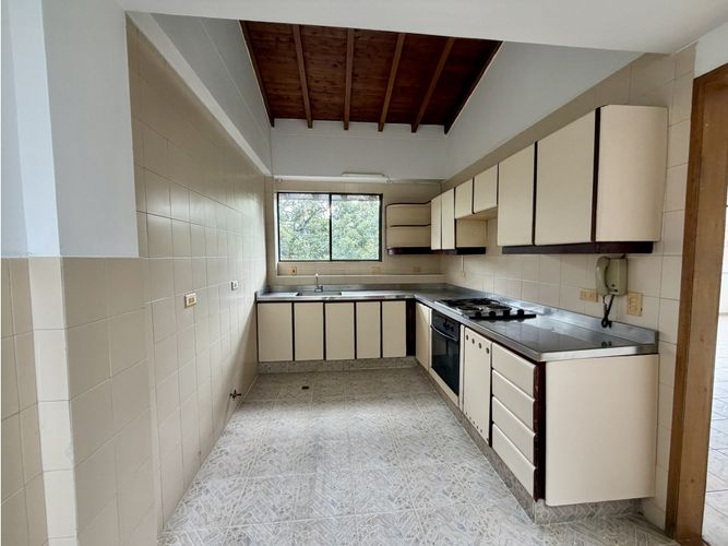 Apartamento de 3 alcobas en venta en La Frontera, Medellín, 165 m² · foto 13 de 15