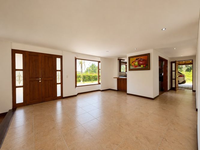 Casa de 3 alcobas en venta en Escobero, Envigado, 270 m² · foto 7 de 20