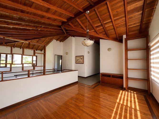 Casa de 3 alcobas en venta en Escobero, Envigado, 270 m² · foto 8 de 20