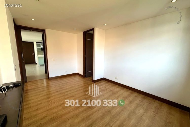 Apartamento de 2 alcobas en arriendo en El Tesoro, Medellín, 127 m² · foto 11 de 24