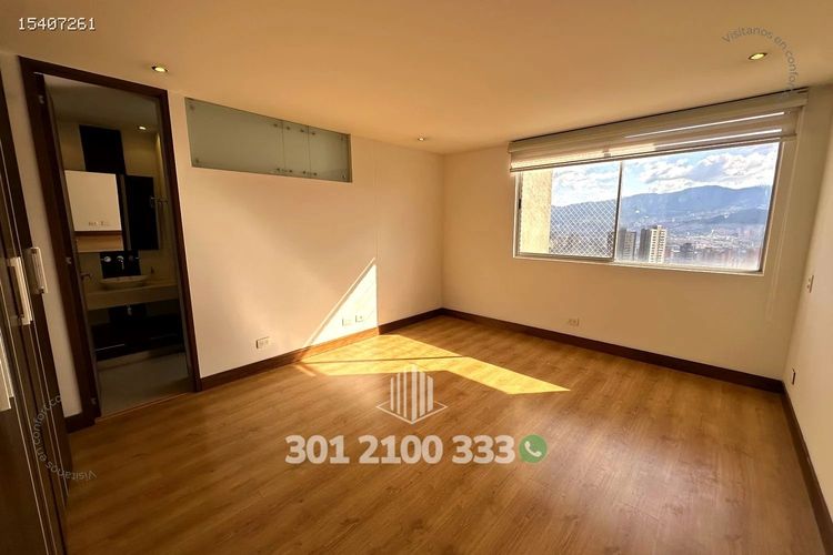 Apartamento de 2 alcobas en arriendo en El Tesoro, Medellín, 127 m² · foto 17 de 24