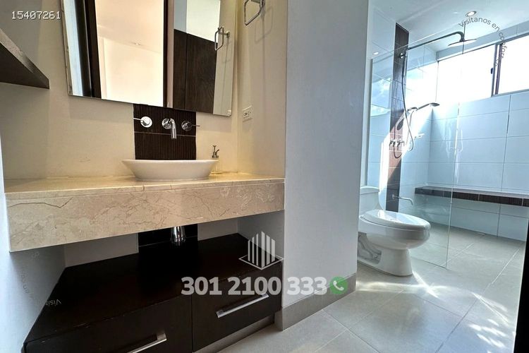 Apartamento de 2 alcobas en arriendo en El Tesoro, Medellín, 127 m² · foto 21 de 24