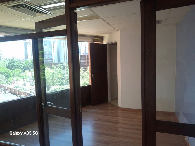 Oficina en arriendo en Alejandría, Medellín, 52 m² · foto 2 de 15