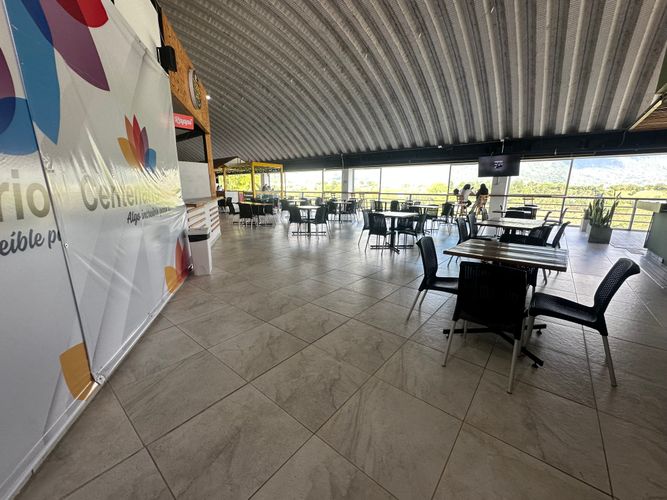 Local en venta en Avenida Centenario, Armenia, 52 m² · foto 7 de 10