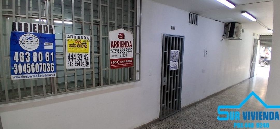 Oficina en arriendo en Zona Centro, Envigado, 30 m² · foto 2 de 8