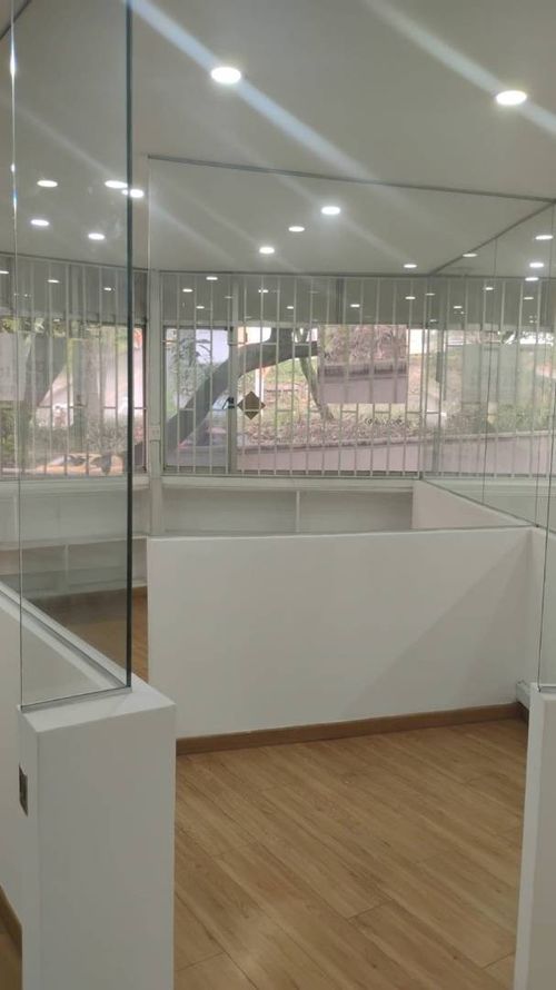 Oficina en arriendo en Manila, Medellín, 60 m² · foto 4 de 6