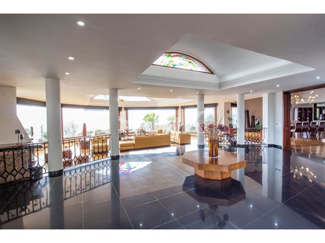 Casa de 7 alcobas en venta en Altos De Yerbabuena, Chía, 1977 m² · foto 6 de 24