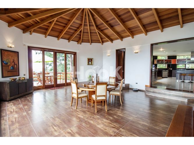 Casa de 7 alcobas en venta en Altos De Yerbabuena, Chía, 1977 m² · foto 7 de 24