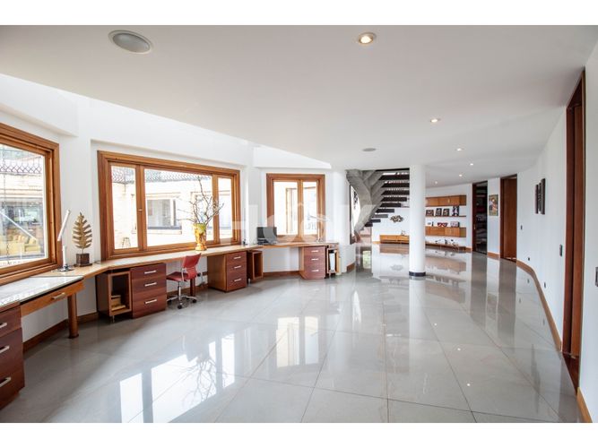Casa de 7 alcobas en venta en Altos De Yerbabuena, Chía, 1977 m² · foto 15 de 24