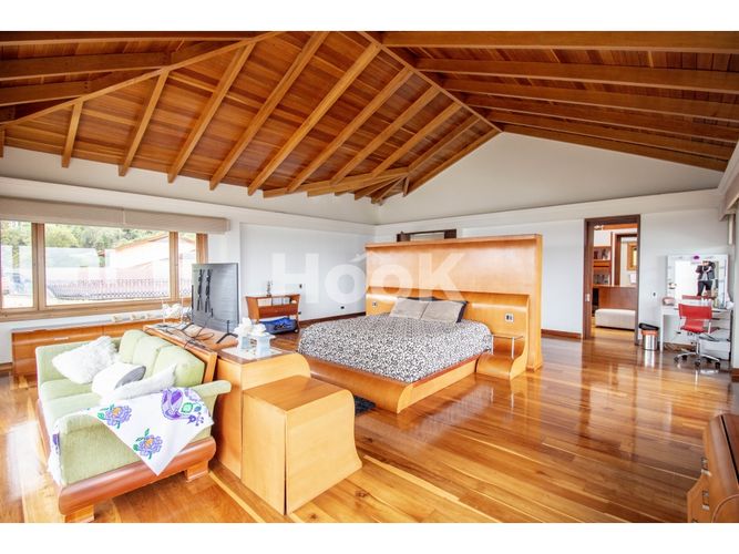 Casa de 7 alcobas en venta en Altos De Yerbabuena, Chía, 1977 m² · foto 21 de 24