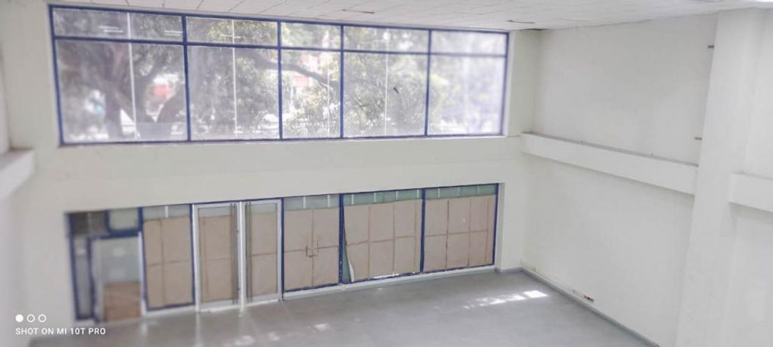 Local en arriendo en Santa Monica, Cali, 400 m² · foto 4 de 7