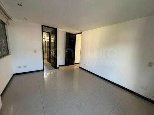 Apartamento de 3 alcobas en arriendo en Las Palmas, Medellín, 162 m² · foto 7 de 21