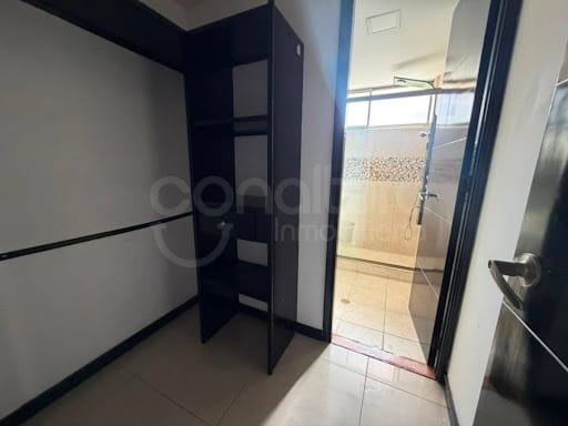Apartamento de 3 alcobas en arriendo en Las Palmas, Medellín, 162 m² · foto 14 de 21