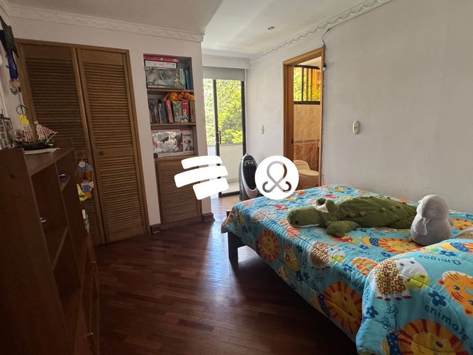 Apartamento de 4 alcobas en venta en Los Balsos, Medellín, 250 m² · foto 3 de 9