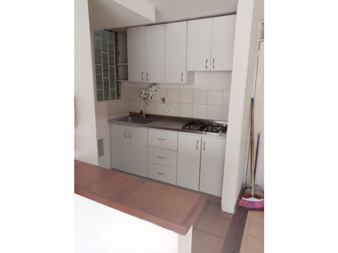 Apartamento de 3 alcobas en venta en Restrepo, Bogotá, 59 m² · foto 2 de 21