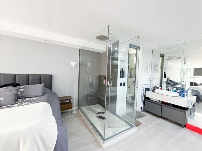 Apartamento de 1 alcoba en venta en Chico Norte, Bogotá, 61 m² · foto 10 de 17