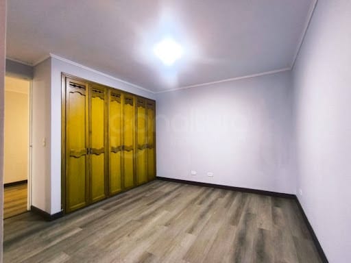 Apartaestudio en arriendo en Milla De Oro, Medellín, 98 m² · foto 11 de 17