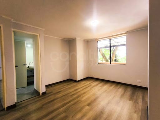 Apartaestudio en arriendo en Milla De Oro, Medellín, 98 m² · foto 13 de 17