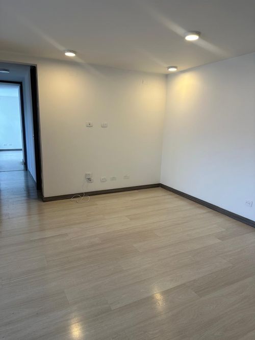 Apartamento en venta en Suramérica, Itagüí · foto 3 de 10