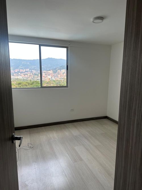 Apartamento en venta en Suramérica, Itagüí · foto 4 de 10