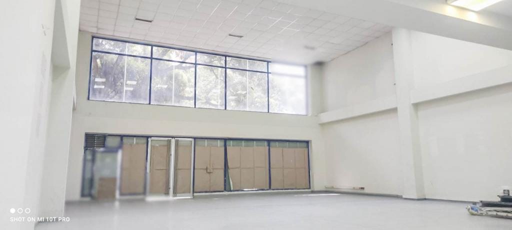 Local en venta en Santa Monica, Cali, 400 m² · foto 2 de 7