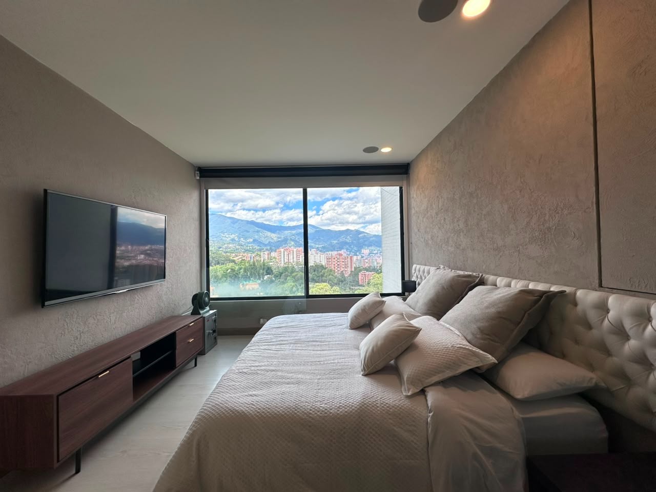 Apartamento en arriendo en San Lucas, Medellín · foto 8 de 14