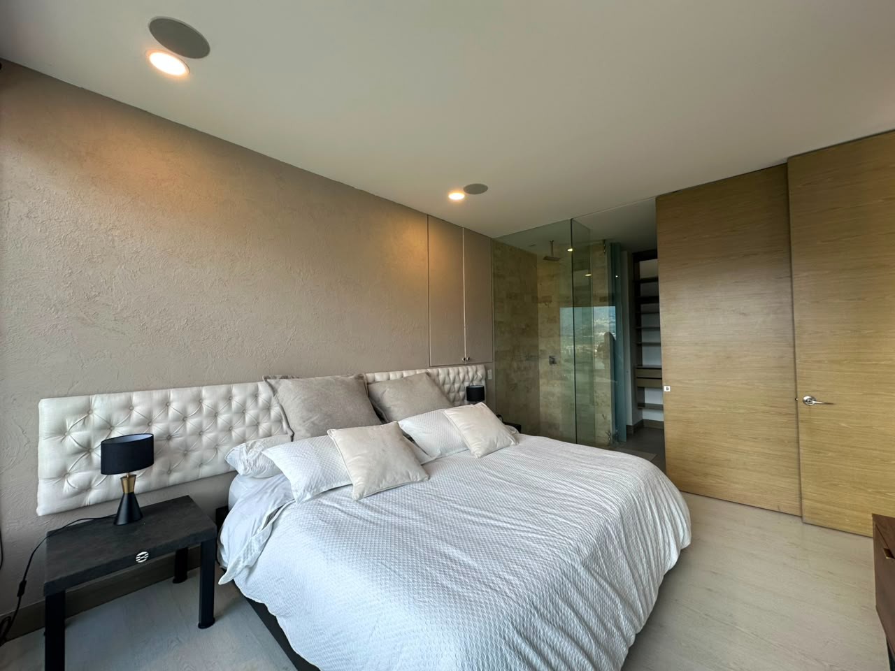 Apartamento en arriendo en San Lucas, Medellín · foto 9 de 14