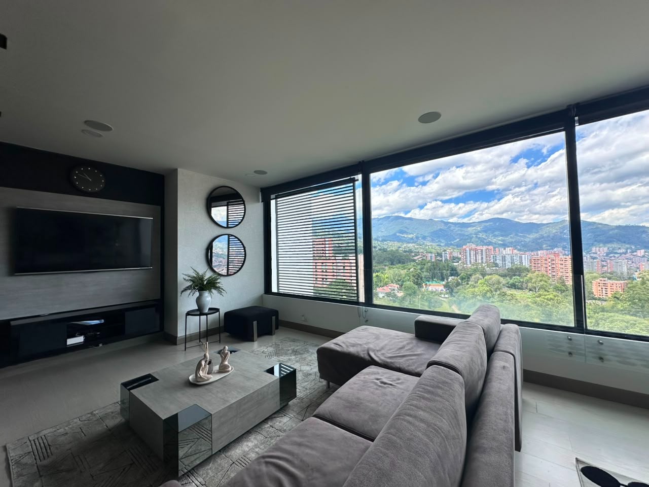 Apartamento en arriendo en San Lucas, Medellín · foto 4 de 14