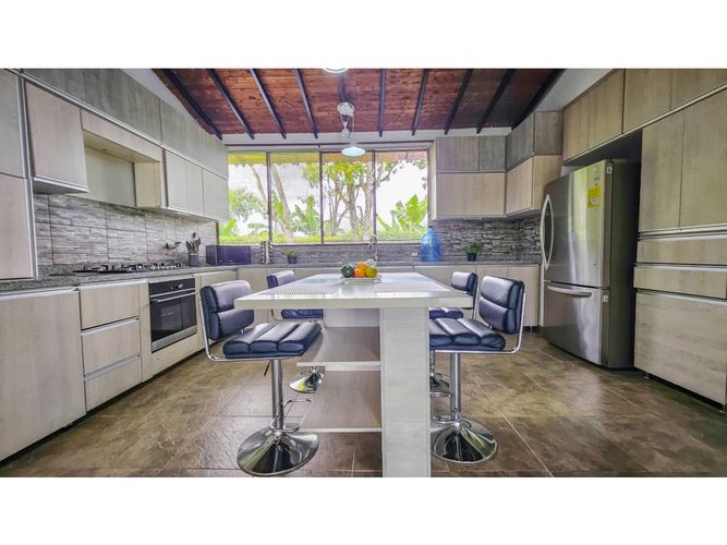Casa de 4 alcobas en venta en Jardin Bajo, Armenia, 420 m² · foto 7 de 24