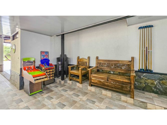 Casa de 4 alcobas en venta en Jardin Bajo, Armenia, 420 m² · foto 14 de 24