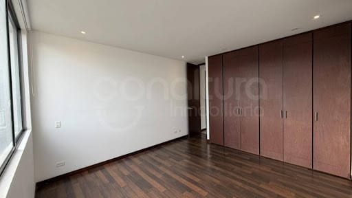 Apartamento de 3 alcobas en arriendo en El Tesoro, Medellín, 127 m² · foto 6 de 24