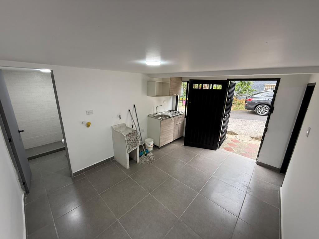 Casa en venta en El Poblado Ii Etapa, Pereira · foto 5 de 15