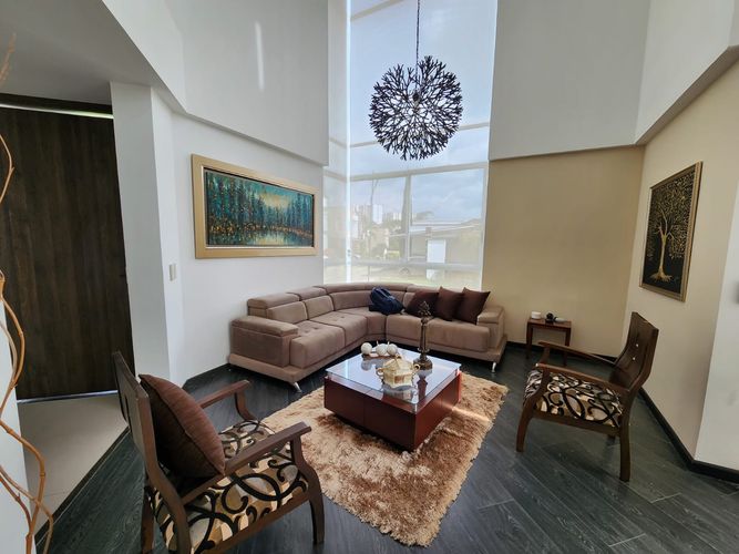 Casa de 3 alcobas en venta en Norte De Armenia, Armenia · foto 3 de 24