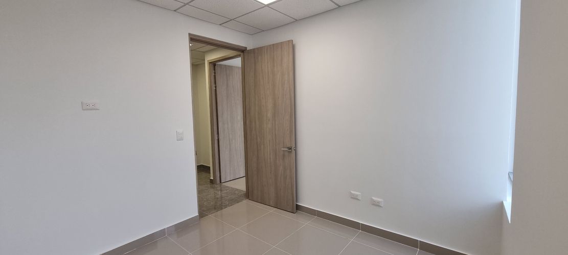 Consultorio en venta en Portal De Genovés, Barranquilla, 38 m² · foto 7 de 24