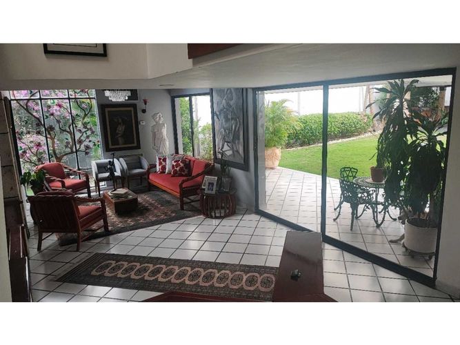 Casa de 4 alcobas en venta en Lago Alto, Barranquilla, 667 m² · foto 2 de 19