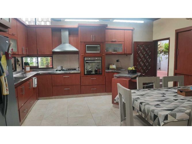 Casa de 4 alcobas en venta en Lago Alto, Barranquilla, 667 m² · foto 9 de 19