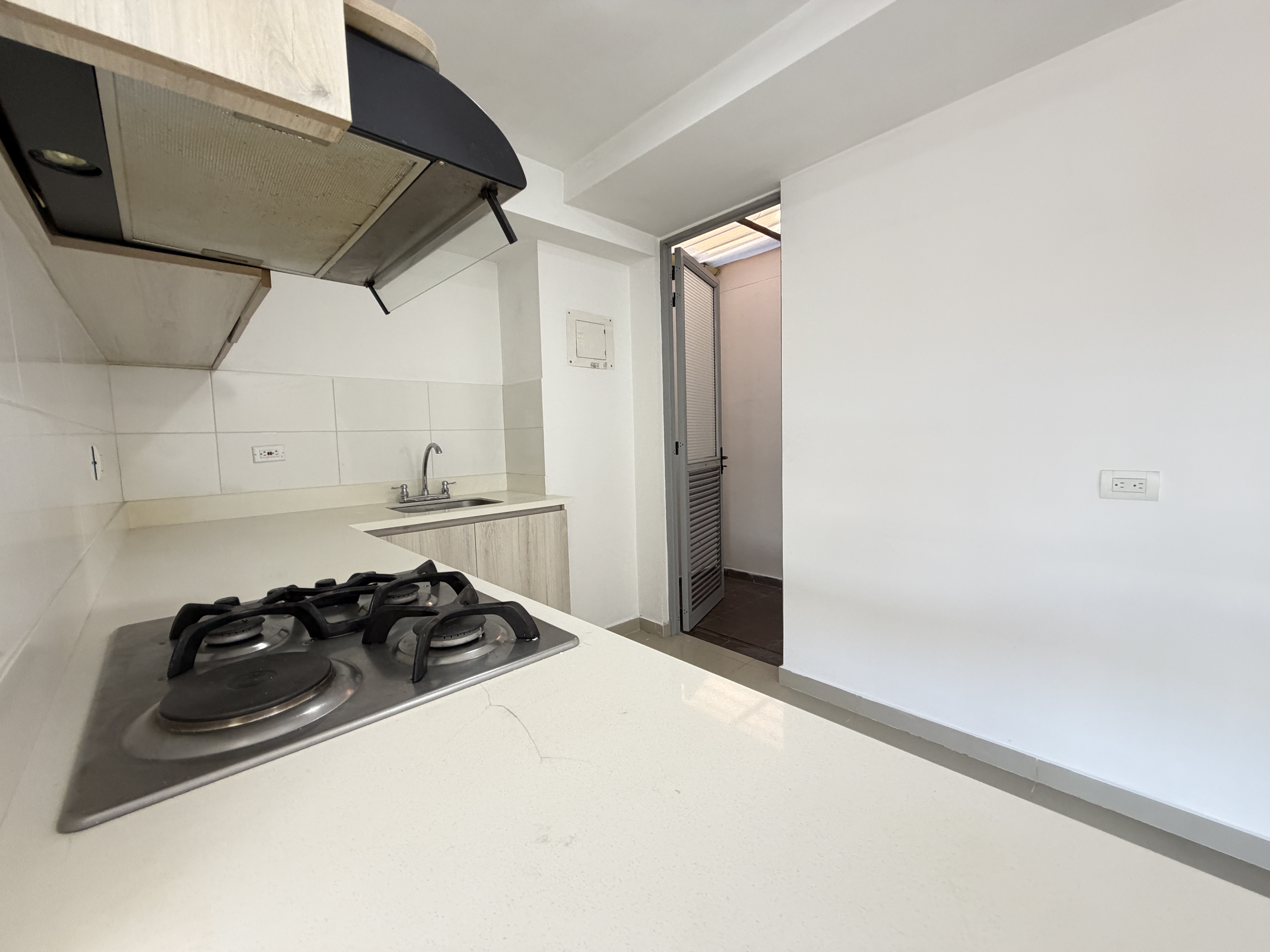 Apartamento en venta en Suramérica, Itagüí · foto 4 de 24