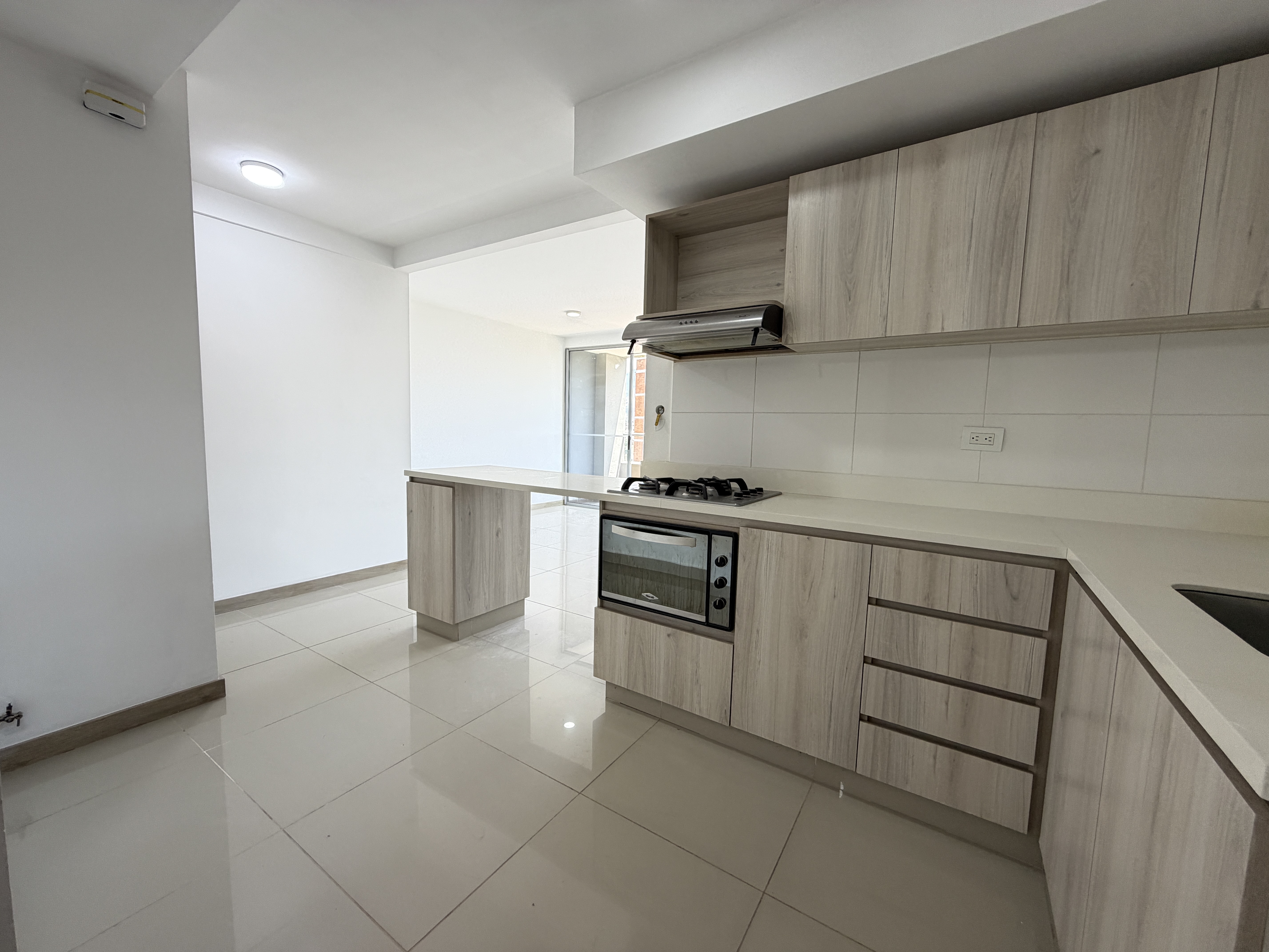Apartamento en venta en Suramérica, Itagüí · foto 5 de 24