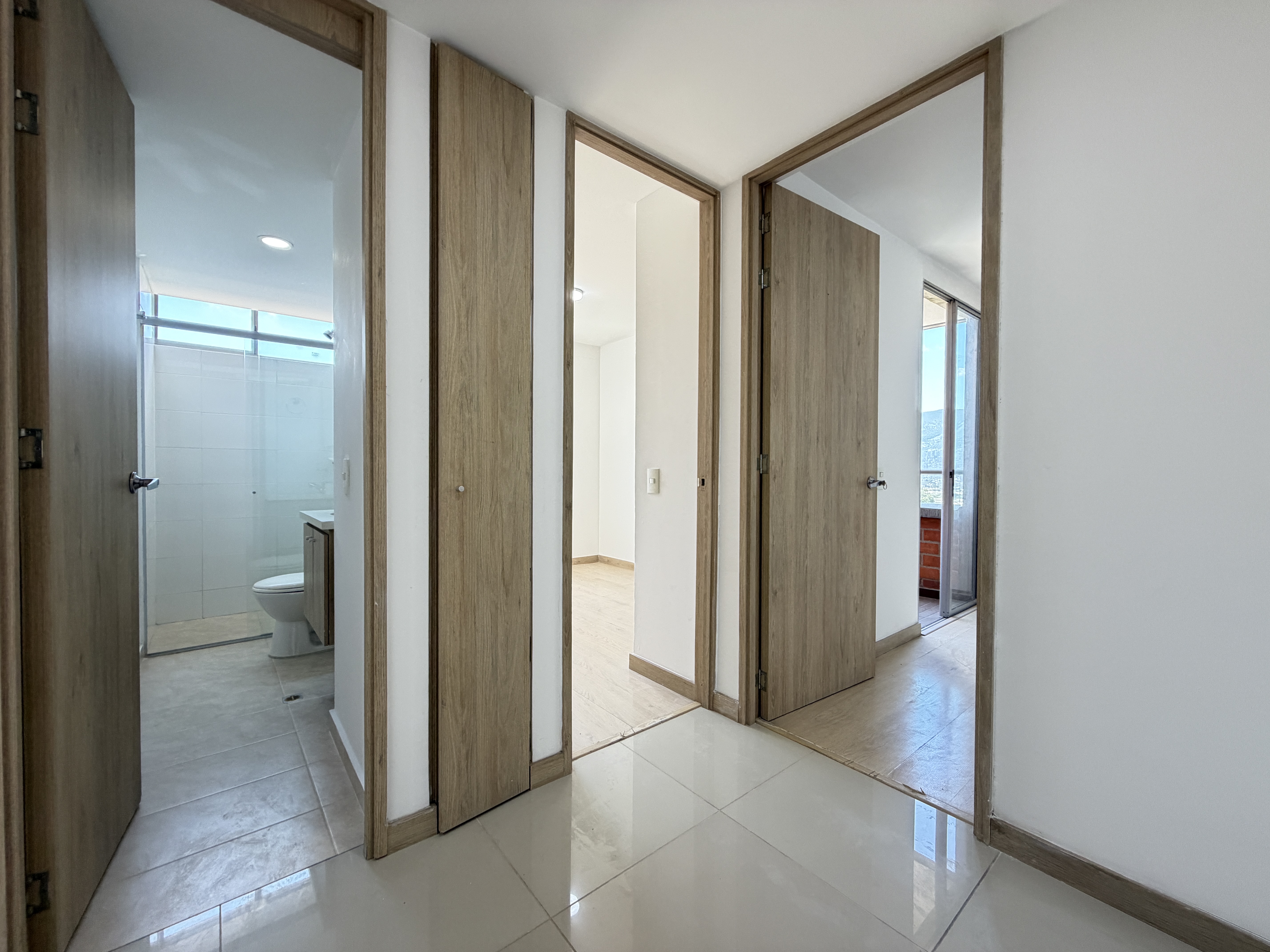 Apartamento en venta en Suramérica, Itagüí · foto 9 de 24