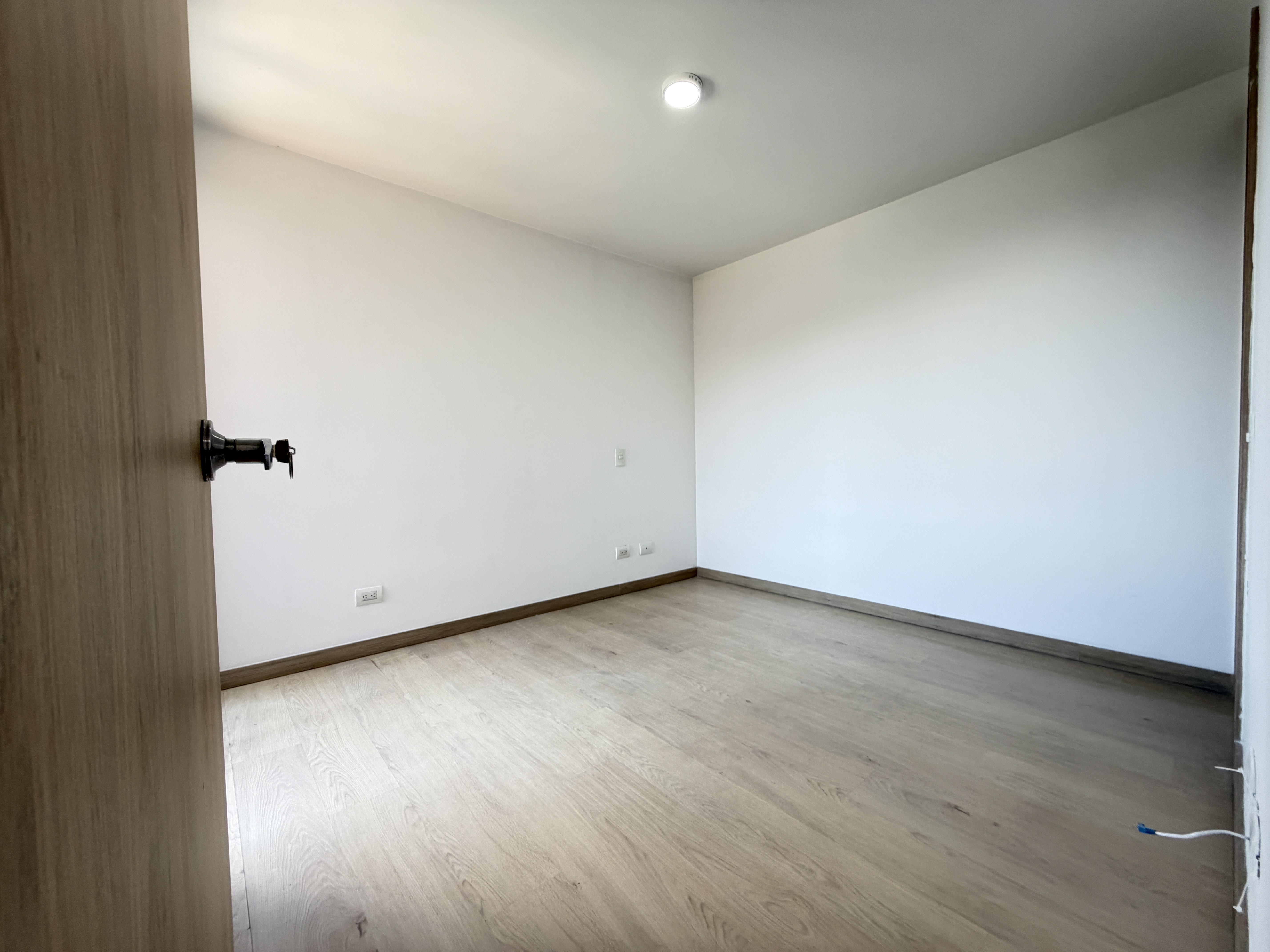Apartamento en venta en Suramérica, Itagüí · foto 13 de 24