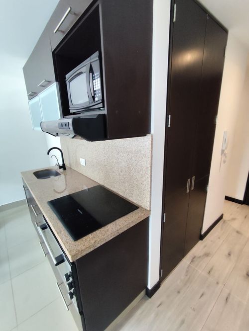 Apartaestudio en venta en Chapinero, Bogotá, 32 m² · foto 10 de 20