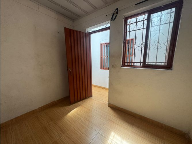 Casa de 17 alcobas en venta en San Fernando, Pereira, 207 m² · foto 5 de 12