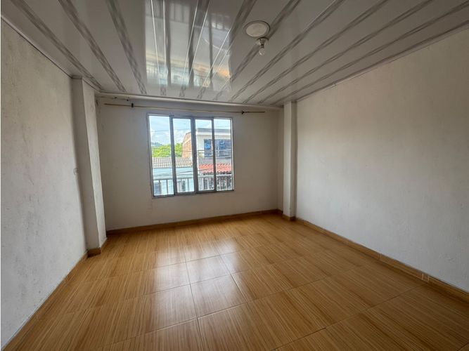 Casa de 17 alcobas en venta en San Fernando, Pereira, 207 m² · foto 6 de 12