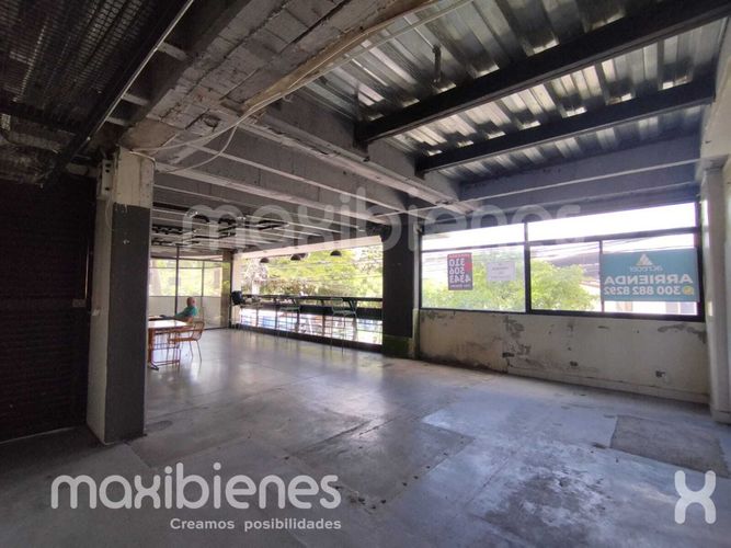 Local en arriendo en Manrique Central, Medellín, 70 m² · foto 3 de 11