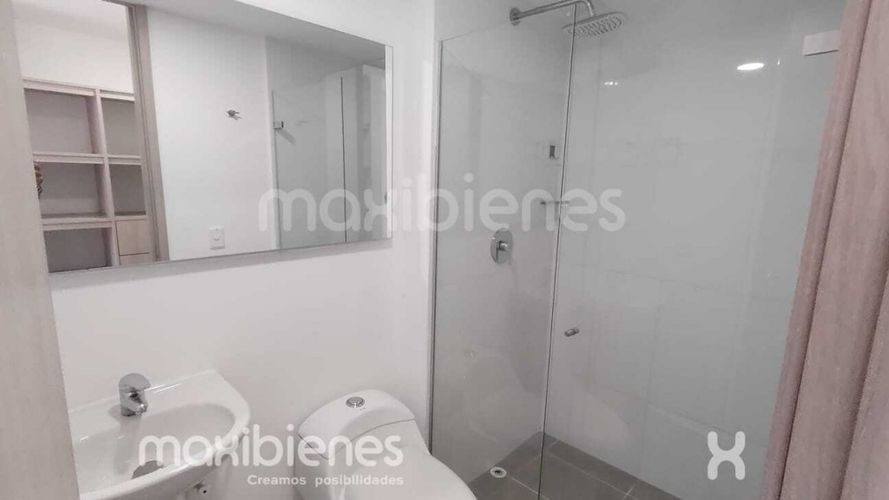 Apartamento de 3 alcobas en venta en Las Lomitas, Sabaneta, 78 m² · foto 5 de 14