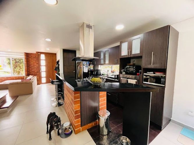Casa de 3 alcobas en venta en Santa Elena, El Retiro, 370 m² · foto 5 de 18