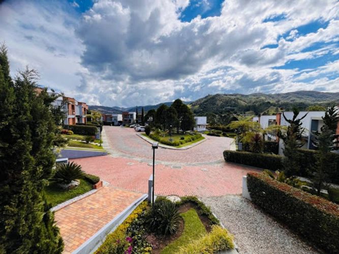 Casa de 3 alcobas en venta en Santa Elena, El Retiro, 370 m² · foto 12 de 18