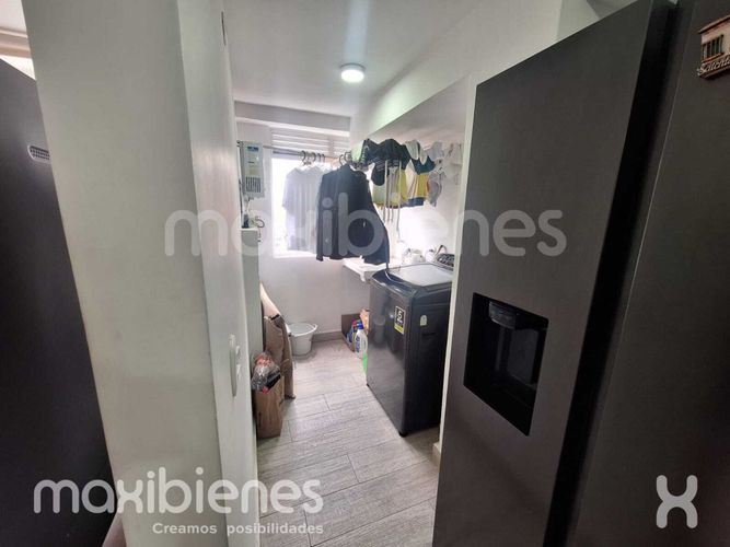 Apartamento de 3 alcobas en venta en La Doctora, Sabaneta, 74 m² · foto 8 de 17